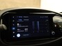 Toyota Aygo X 1.0 VVT-i S-CVT Premium ORIGINEEL NEDERLANDSE AUTO - TWO TONE - STOELVERWARMING - ADAPTIEVE CRUISE CONTROL - APPLE CARPLAY/ANDROID AUTO - CAMERA - CLIMATE CONTROL - PARKEERSENSOREN ACHTER - NAVIGATIE - JBL AUDIO