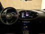 Toyota Aygo X 1.0 VVT-i S-CVT Premium ORIGINEEL NEDERLANDSE AUTO - TWO TONE - STOELVERWARMING - ADAPTIEVE CRUISE CONTROL - APPLE CARPLAY/ANDROID AUTO - CAMERA - CLIMATE CONTROL - PARKEERSENSOREN ACHTER - NAVIGATIE - JBL AUDIO