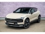 Volvo EX30 Cross Country P5 Long Range Plus Europa 69 kWh | Adaptieve Cruise Control | Elektr. Stoelen | Stoel + Stuurverwarming | Harman Kardon Audio | Dodehoek Detectie | Elektr. Achterklep |