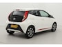 Toyota Aygo 1.0 VVT-i x-joy | Apple Carplay / Android Auto | Clima | Camera | 15 inch | Bluetooth | DAB | Privacy glas