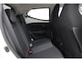Toyota Aygo 1.0 VVT-i x-joy | Apple Carplay / Android Auto | Clima | Camera | 15 inch | Bluetooth | DAB | Privacy glas