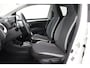 Toyota Aygo 1.0 VVT-i x-joy | Apple Carplay / Android Auto | Clima | Camera | 15 inch | Bluetooth | DAB | Privacy glas