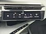 Peugeot E-3008 Allure 210pk 73 kWh | Apple Carplay/Android Auto | Panoramic Navigation pack | Adaptive cruisecontrol | Dodehoek bewaking | Rondomzicht camera | 19 inch lichtmetaal
