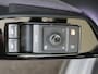 Volkswagen ID.3 First 58 kWh | Navigatie | Stoel- en stuurwielverwarming | Adaptieve cruise control | Parkeersensoren | Voorklimatisering | CarPlay | Sfeerverlichting |