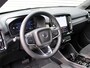 Volvo XC40 2.0 B4 Plus Black Edition Automaat / Panoramadak / 360* Camera / Trekhaak / 20" velgen / Verwarmd voorraam / Reservewiel