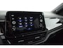 Volkswagen T-Roc 1.5 TSI 150pk DSG R-Line Business+ Black Style Trekhaak Camera IQ.Light Panoramadak Virtual Cockpit Navigatie