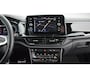 Volkswagen T-Roc 1.5 TSI 150pk DSG R-Line Business+ Black Style Trekhaak Camera IQ.Light Panoramadak Virtual Cockpit Navigatie