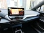 Volkswagen ID.4 Pro 77 kWh / Navigatie / Warmtepomp / LM 19 inch / LED / Keyless / Park Assist / Camera