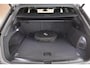 Volkswagen Touareg 3.0 TSi eHybrid 380pk 4MOTION Elegance Stoelventilatie 360Camera Trekhaak Keyless Panoramadak Leder Virtual Cockpit Navigatie