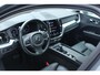 Volvo XC60 2.0 B5 Momentum Exclusive