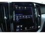 Volvo XC60 2.0 B5 Momentum Exclusive