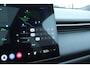 Lynk & Co 08 1.5 More | 200km Hybride | Stoelmassage, Verwarming en Ventilatie | Panoramadak | Matrix LED | Harman Kardon | 360° Camera | Getint glas | Bestuurdersstoel met geheugen | Sfeerverlichting | Apple Carplay | Dodehoekassistent | Adaptive Cruise Contol