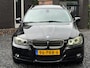 BMW 3-Serie Touring 320i High Executive Panoramadaken LEER Navigatie Cruise Control Climate Control