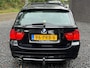 BMW 3-Serie Touring 320i High Executive Panoramadaken LEER Navigatie Cruise Control Climate Control