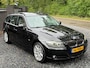 BMW 3-Serie Touring 320i High Executive Panoramadaken LEER Navigatie Cruise Control Climate Control