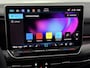 Volkswagen Golf 1.5 TSI R-Line Edition Panoramadak, 360 Camera, Apple carplay, Winterpakket, Rijstrook correctie, Cruise control adaptief, 18 Inch velgen, 2 jaar garantie