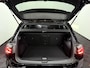 Volkswagen Golf 1.5 TSI R-Line Edition Panoramadak, 360 Camera, Apple carplay, Winterpakket, Rijstrook correctie, Cruise control adaptief, 18 Inch velgen, 2 jaar garantie