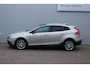 Volvo V40 Cross Country 1.5 T3 Polar+ Luxury