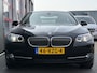 BMW 5-Serie BWJ 2011 523i 204 PK High Executive AUTOMAAT | TREKHAAK | LEDER | STOELVERW. | ELEKTR. STOELEN | NAVI | CLIMA | CRUISE | LMV | PDC