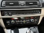 BMW 5-Serie BWJ 2011 523i 204 PK High Executive AUTOMAAT | TREKHAAK | LEDER | STOELVERW. | ELEKTR. STOELEN | NAVI | CLIMA | CRUISE | LMV | PDC