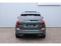 Volvo XC60 T6 Plug-in hybrid AWD Ultra Dark | Panoramadak | Luchtvering | Trekhaak | Head-up display | Verwarmbare voorstoelen, achterbank en stuurwiel | Premium audio by Harman Kardon | Adaptieve cruise control |
