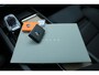 Volvo XC60 T6 Plug-in hybrid AWD Ultra Dark | Panoramadak | Luchtvering | Trekhaak | Head-up display | Verwarmbare voorstoelen, achterbank en stuurwiel | Premium audio by Harman Kardon | Adaptieve cruise control |