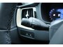 Volvo XC60 T6 Plug-in hybrid AWD Ultra Dark | Panoramadak | Luchtvering | Trekhaak | Head-up display | Verwarmbare voorstoelen, achterbank en stuurwiel | Premium audio by Harman Kardon | Adaptieve cruise control |