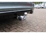 Volvo XC60 T6 Plug-in hybrid AWD Ultra Dark | Panoramadak | Luchtvering | Trekhaak | Head-up display | Verwarmbare voorstoelen, achterbank en stuurwiel | Premium audio by Harman Kardon | Adaptieve cruise control |