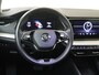 Skoda Octavia Combi 1.0 e-TSI Business Edition Plus | Trekhaak | Adaptieve cruise control | Keyless | Dodehoek detectie | Parkeersensoren | Stuurwielverwarming | Elektrische kofferklep | Sfeerverlichting | Navigatie |