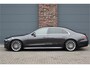 Mercedes-Benz S-klasse 580 e 4MATIC Lang AMG Line | First-Class Rear Executivepakket | Airmatic | Achterasbesturing | Distronic+ | Burmester 4D | Koelbox | MBUX Tablet | Massage | Stoelventilatie | Verwarmd Stuurwiel |