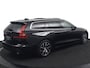 Volvo V60 2.0 T6 Twin Engine AWD Momentum Pro | Trekhaak | Panoramadak | Adaptieve Cruise | Leer | Stoelverwarming |