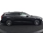 Volvo V60 2.0 T6 Twin Engine AWD Momentum Pro | Trekhaak | Panoramadak | Adaptieve Cruise | Leer | Stoelverwarming |