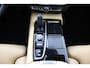 Volvo V60 2.0 T6 Twin Engine AWD Momentum Pro | Trekhaak | Panoramadak | Adaptieve Cruise | Leer | Stoelverwarming |