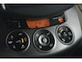 Toyota RAV4 2.2 D-4D Dynamic 2WD | Navigatie | Clima | Trekhaak | Cruise-control | NL auto!! | Nederlandse auto laatste beurt gehad bij 160000km bij de Toyota dealer