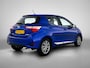 Toyota Yaris 1.5 Hybrid Executive | Navigatie | Climate Control | Half lederen bekleding | Armsteun | Achteruitrijcamera | Cruise Control | Fietsendragerbeugel afneembaar | SL op kenteken