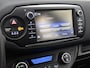 Toyota Yaris 1.5 Hybrid Executive | Navigatie | Climate Control | Half lederen bekleding | Armsteun | Achteruitrijcamera | Cruise Control | Fietsendragerbeugel afneembaar | SL op kenteken