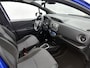 Toyota Yaris 1.5 Hybrid Executive | Navigatie | Climate Control | Half lederen bekleding | Armsteun | Achteruitrijcamera | Cruise Control | Fietsendragerbeugel afneembaar | SL op kenteken