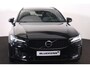 Volvo V60 T6 Recharge AWD R-Design - IntelliSafe Assist - Adaptieve LED koplampen - Parkeercamera achter - Parkeersensoren voor & achter - Elektr. bedienb. voorstoelen met geheugen links - Extra getint glas - Inklapbare trekhaak - 18' LMV