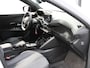 Peugeot 2008 145PK Hybrid Allure | Achteruitrijcamera | Stoelverwarming | AppleCarPlay/AndroidAuto | Climate Control | Cruise Control | Keyless | FULL LED | Navigatie | LMV | Parkeersensoren | Privacy Glass | Isofix |