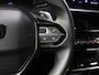 Peugeot 2008 145PK Hybrid Allure | Achteruitrijcamera | Stoelverwarming | AppleCarPlay/AndroidAuto | Climate Control | Cruise Control | Keyless | FULL LED | Navigatie | LMV | Parkeersensoren | Privacy Glass | Isofix |