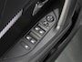 Peugeot 2008 145PK Hybrid Allure | Achteruitrijcamera | Stoelverwarming | AppleCarPlay/AndroidAuto | Climate Control | Cruise Control | Keyless | FULL LED | Navigatie | LMV | Parkeersensoren | Privacy Glass | Isofix |