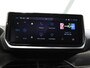 Peugeot 2008 145PK Hybrid Allure | Achteruitrijcamera | Stoelverwarming | AppleCarPlay/AndroidAuto | Climate Control | Cruise Control | Keyless | FULL LED | Navigatie | LMV | Parkeersensoren | Privacy Glass | Isofix |