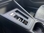 Volkswagen Golf 1.5 eTSI R-Line AUT. | dealer onderh. | panoramadak | stoel-/stuurverw. | keyless | trekhaak | carplay