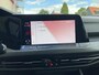 Volkswagen Golf 1.5 eTSI R-Line AUT. | dealer onderh. | panoramadak | stoel-/stuurverw. | keyless | trekhaak | carplay
