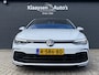 Volkswagen Golf 1.5 eTSI R-Line AUT. | dealer onderh. | panoramadak | stoel-/stuurverw. | keyless | trekhaak | carplay