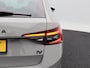 Skoda Superb Combi 1.4 TSi iV 218 Pk Sportline Business Automaat | Carplay | Panoramadak | Matrix LED | Elektrische Stoelen | Parkeersensoren | 19 Inch | 92.386 Km!!