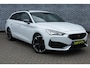 CUPRA Leon Sportstourer 2.0 TSI | Achteruitrijcamera | Parkeerassistent | Keyless Entry | Elektrische Achterklep | Matrix LED Koplampen | Virtual Cockpit | Stoelverwarming | Lichtmetalen Velgen 18 inch | Cruise Control Adaptief | Dodehoekdetectie Navigatie | Apple Carplay | Android Auto