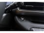 Jeep Avenger 1.2 e-Hybrid 110pk Automaat Summit | Navigatie | Achteruitrijcamera | Adapt. Cruise control | Climate control | Elektrische achterklep | Keyless | 18" Lichtmetalen velgen | 8 jaar garantie