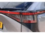Toyota BZ4X Premium 71 kWh Trekhaak afn / Stuur en voor & achter Stoelverwarming / Stoelventilatie voor / JBL Audio / 360 Camera / Memory / Elektrische achterklep /