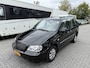 Kia Carnival 2.5 V6 EX Automaat - Rolstoelauto 4+1 - XXL Freedom Ombouw - Bodemverlaging - Unieke Auto